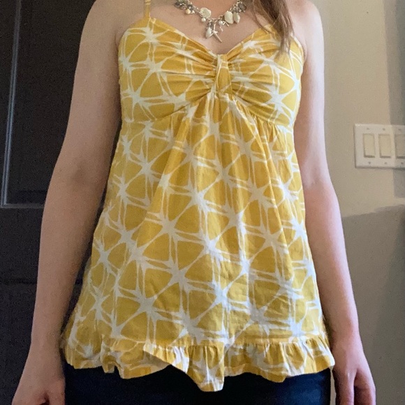 🌟🌻H&M Yellow Baby-doll Top 🌟 - Picture 3 of 12